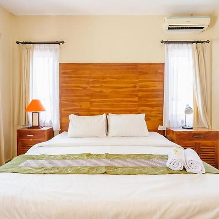 Dinar Hills Ungasan Hotel Exterior foto